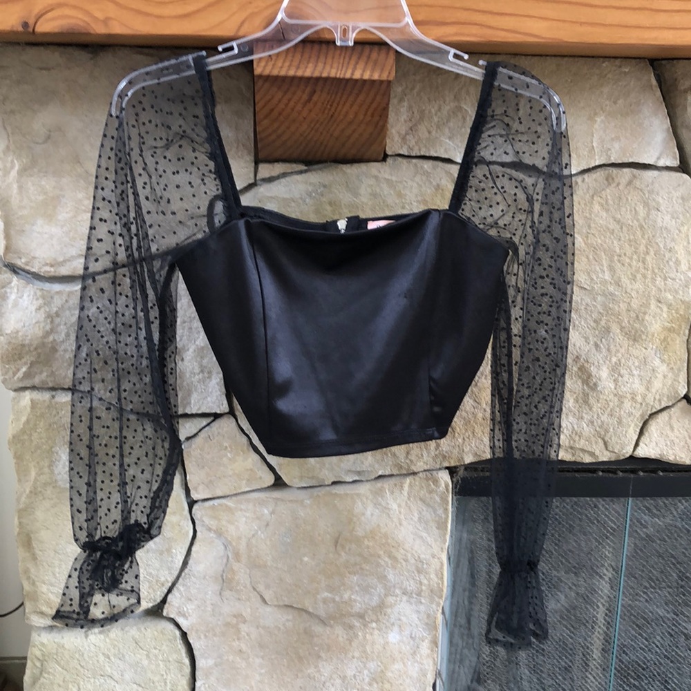 Black corset top with lacey sleeves, M